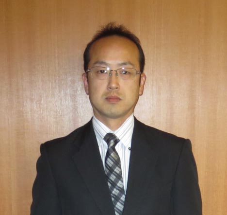 氷見陽輔